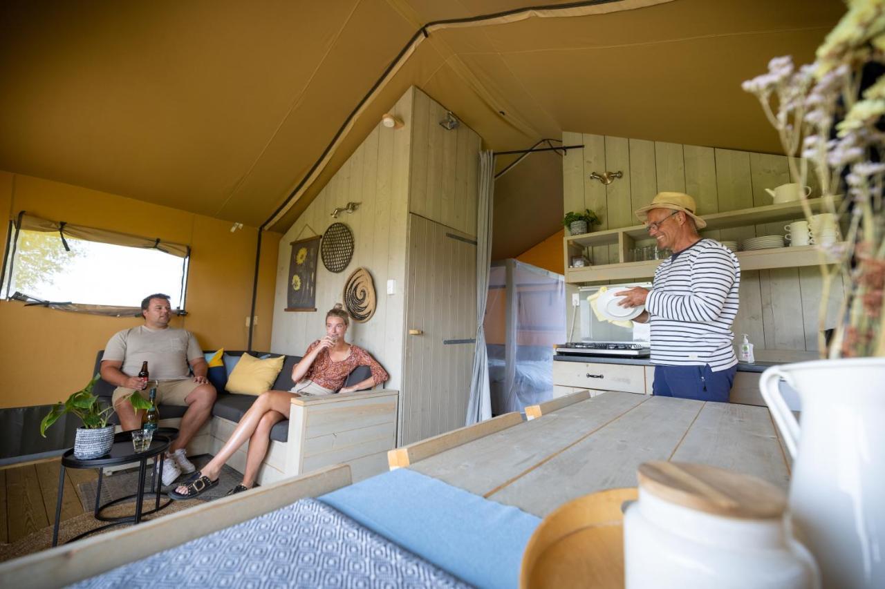 Hotel Jachthaven Nieuwboer Bunschoten Exteriér fotografie